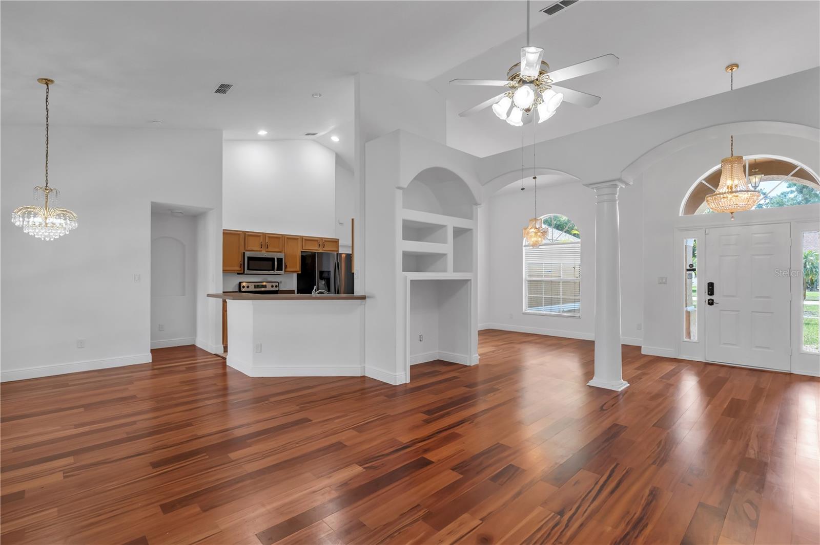 Image 8 of 58 For 12713 Pine Arbor Drive