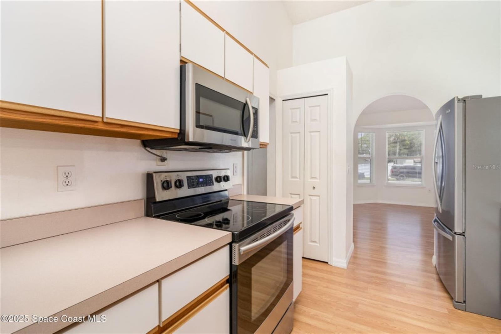 Image 10 of 26 For 6856 Buxton Avenue