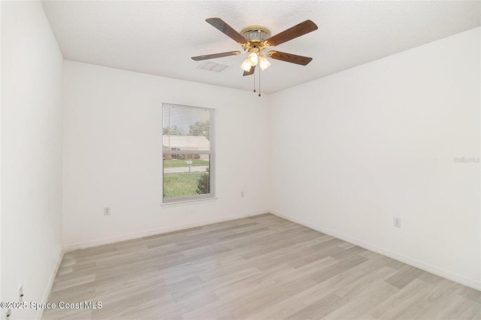 Image 18 of 26 For 6856 Buxton Avenue