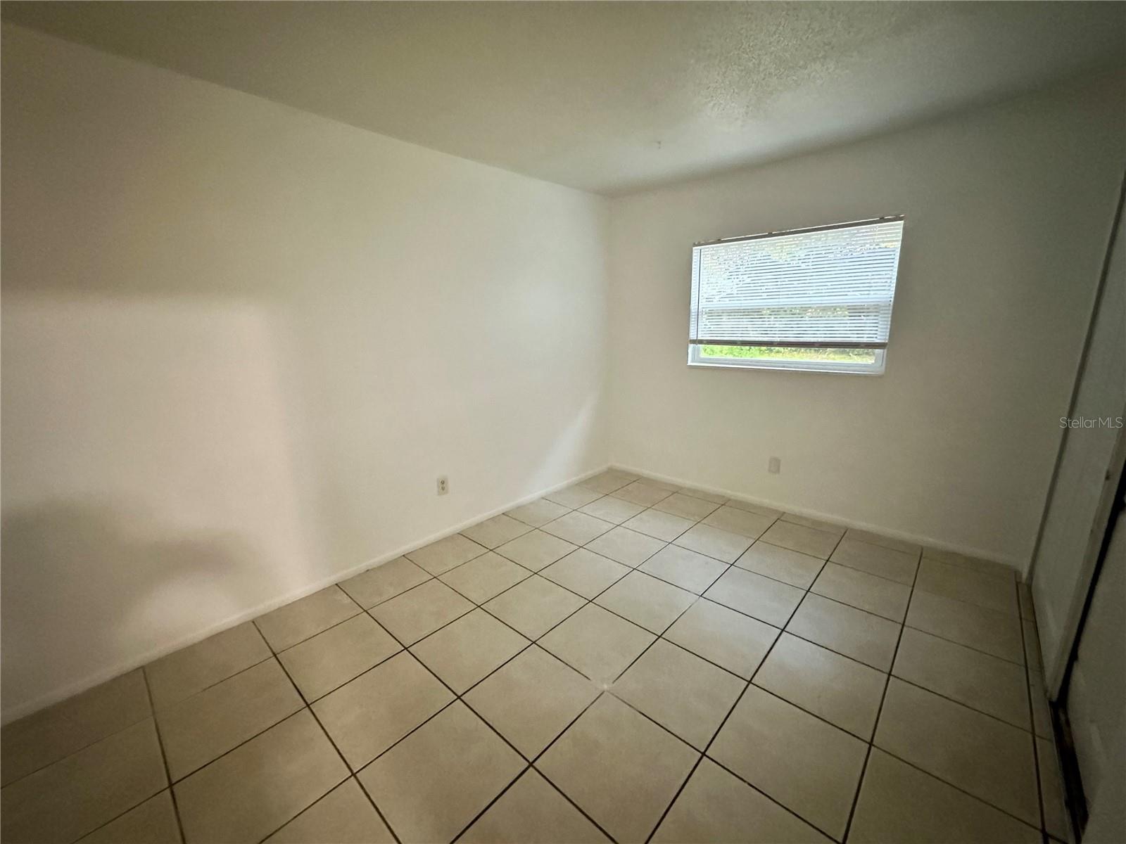 Image 10 of 12 For 1918 Selleen Drive