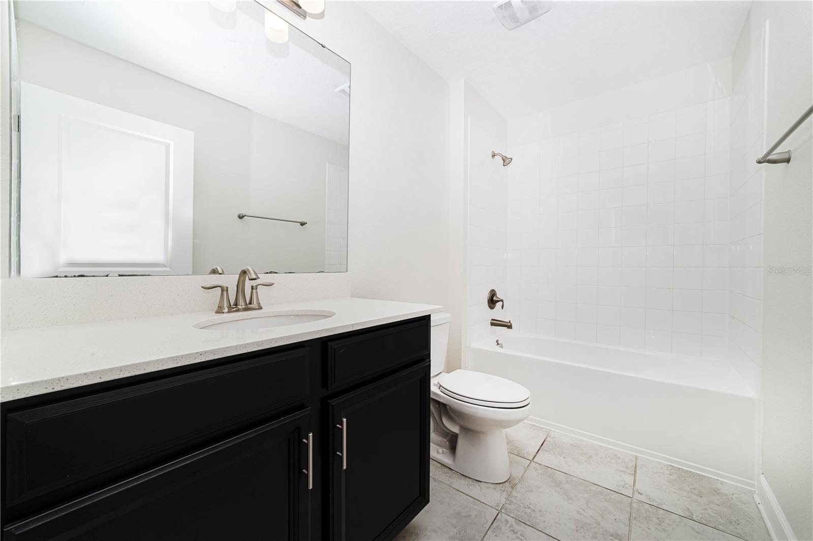 Image 22 of 47 For 7530 Summerlake Groves Street