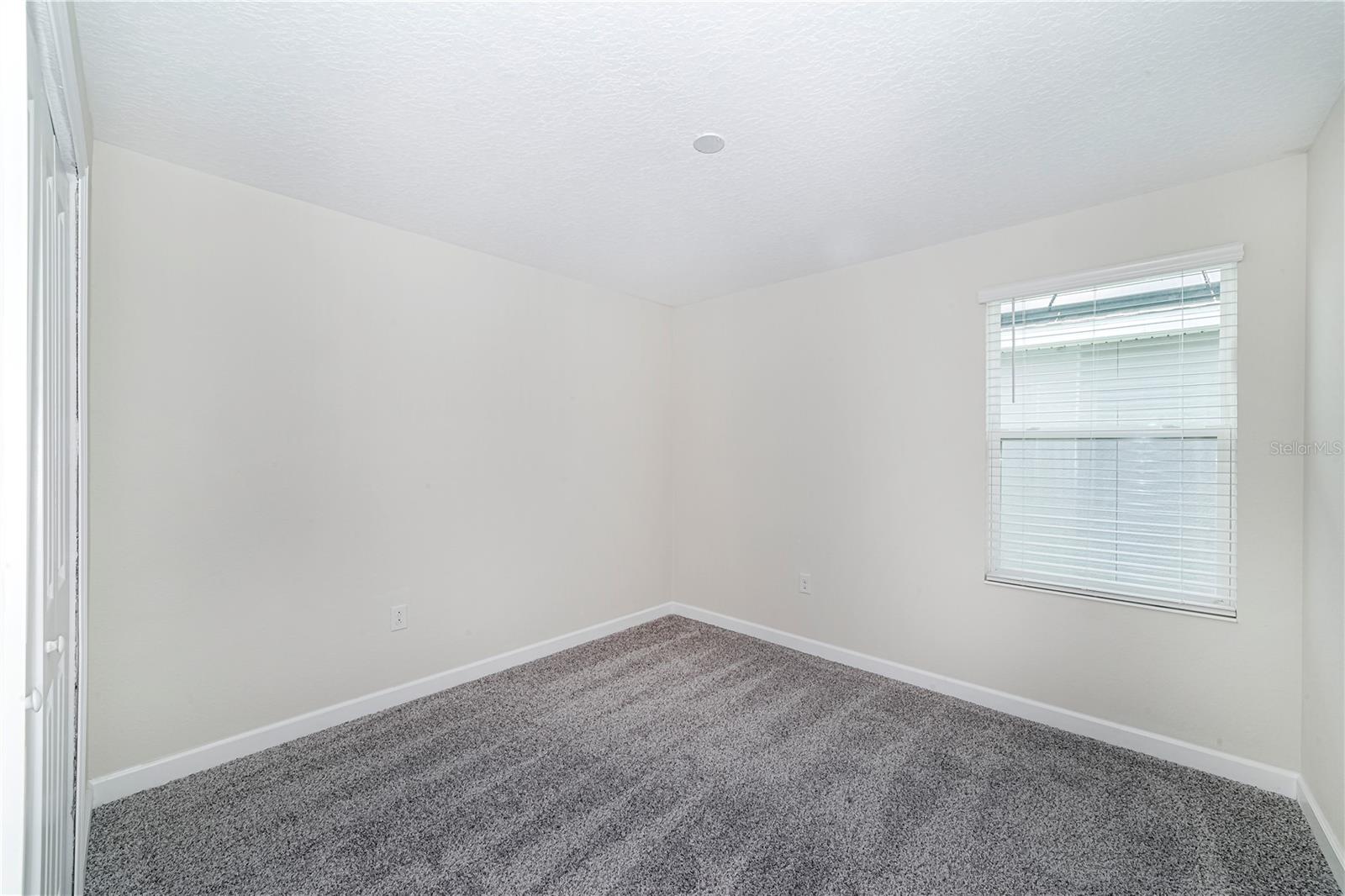 Image 27 of 47 For 7530 Summerlake Groves Street