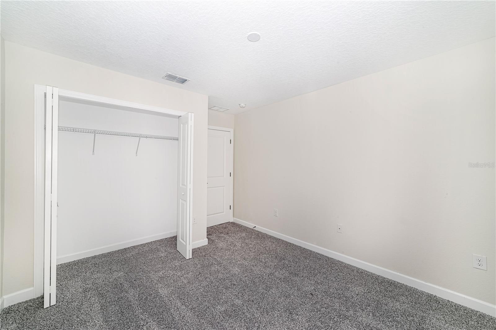 Image 29 of 47 For 7530 Summerlake Groves Street