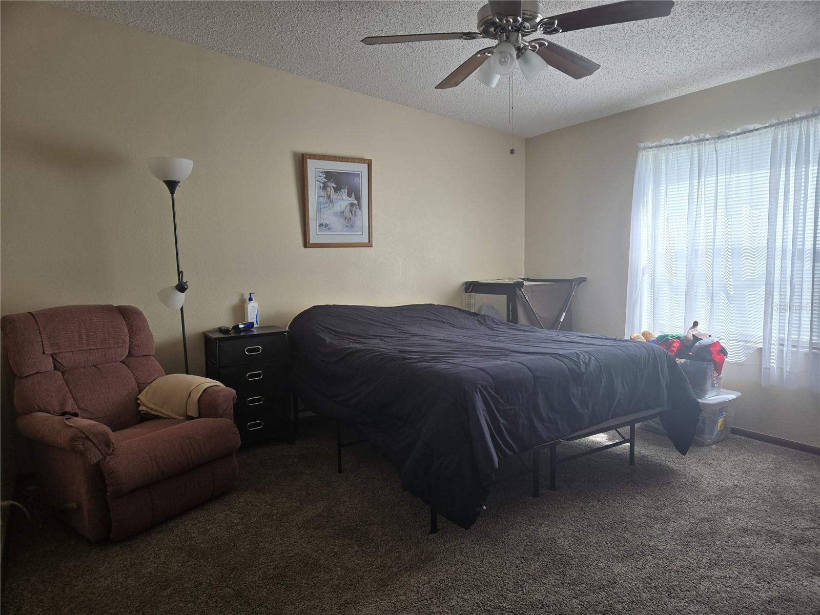 Image 17 of 32 For 2627 Fiddlewood Court 868