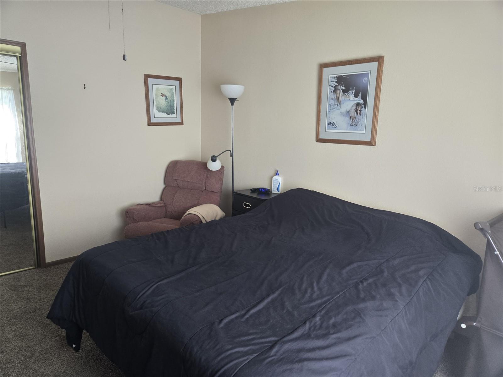 Image 18 of 32 For 2627 Fiddlewood Court 868
