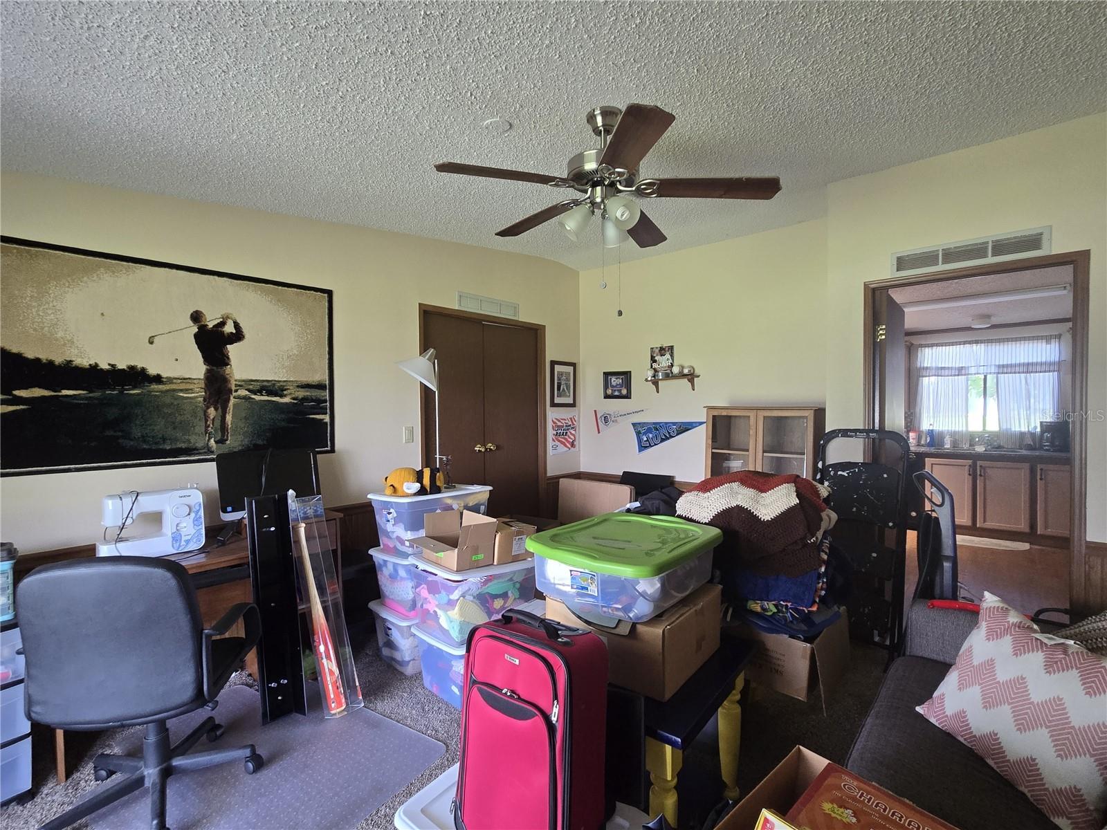Image 20 of 32 For 2627 Fiddlewood Court 868
