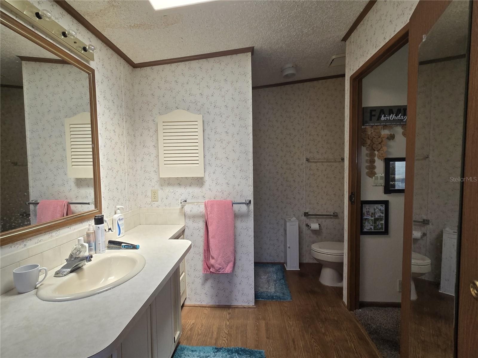 Image 26 of 32 For 2627 Fiddlewood Court 868