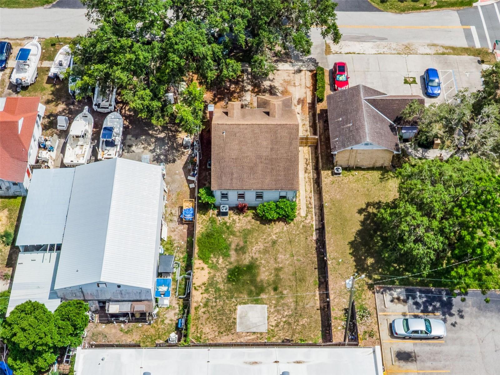 Image 40 of 43 For 25 Pinecrest Avenue