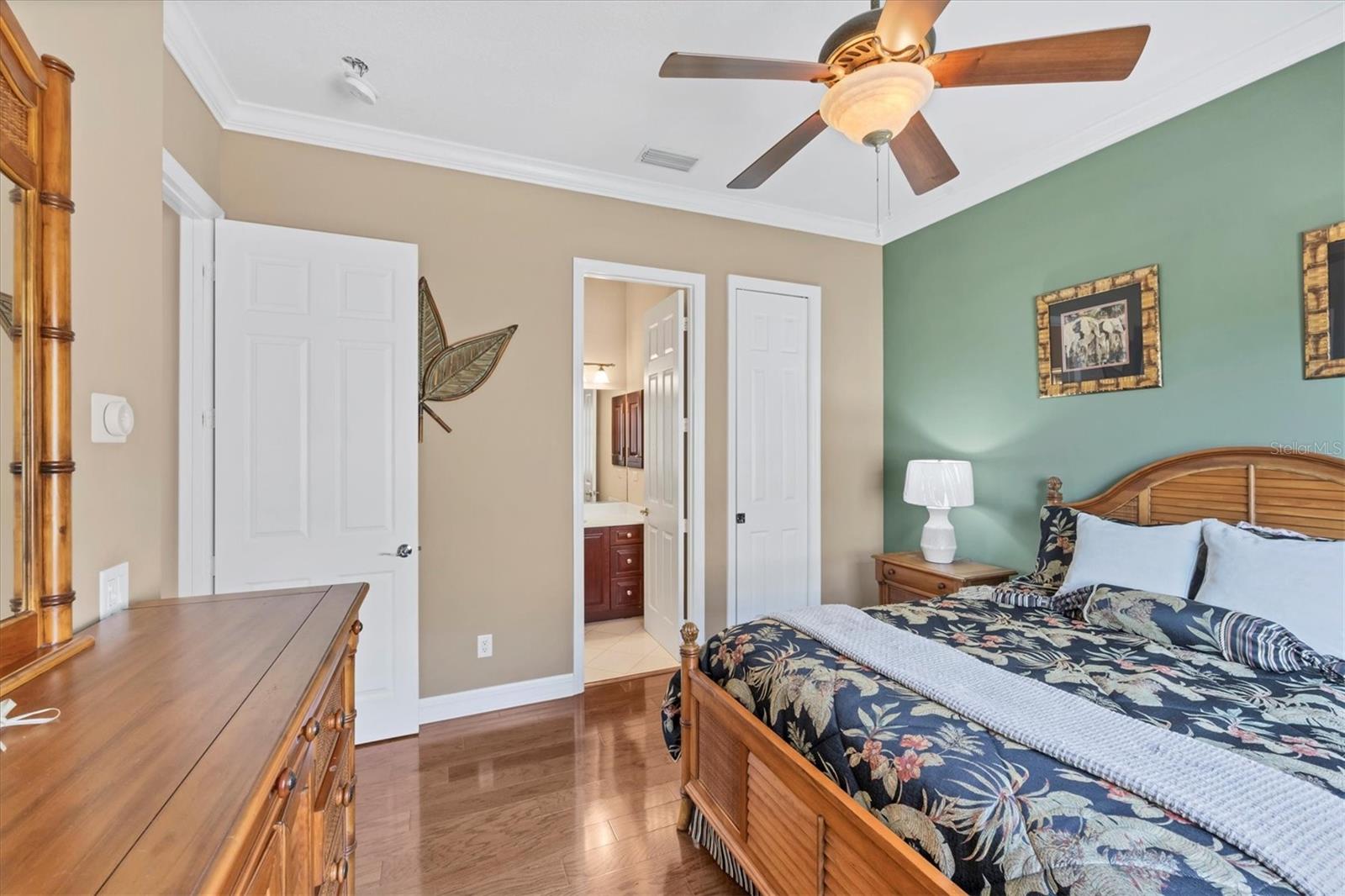 Image 34 of 66 For 811 Laguna Drive