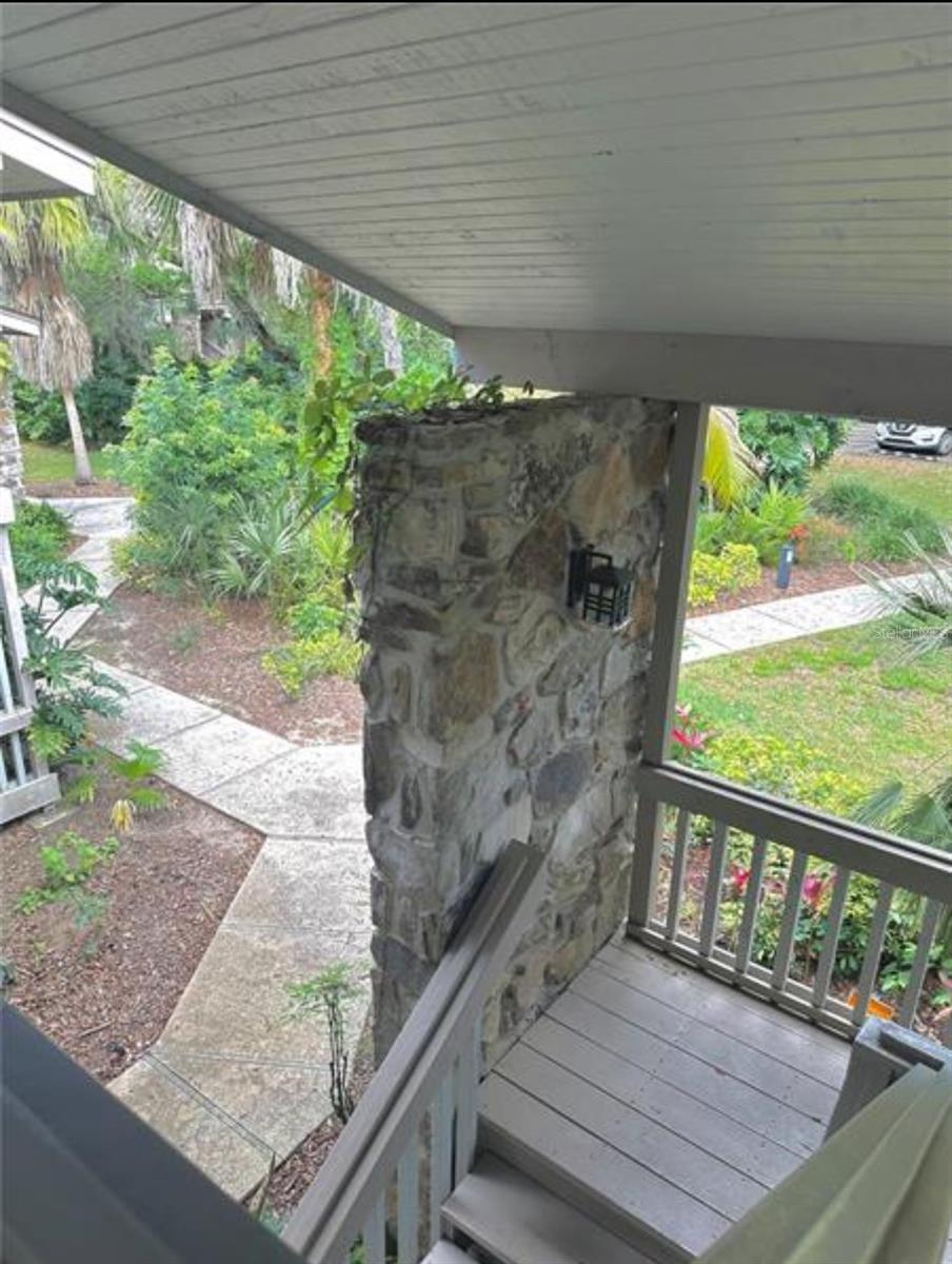 Image 18 of 23 For 116 Palm View Court 3535-6
