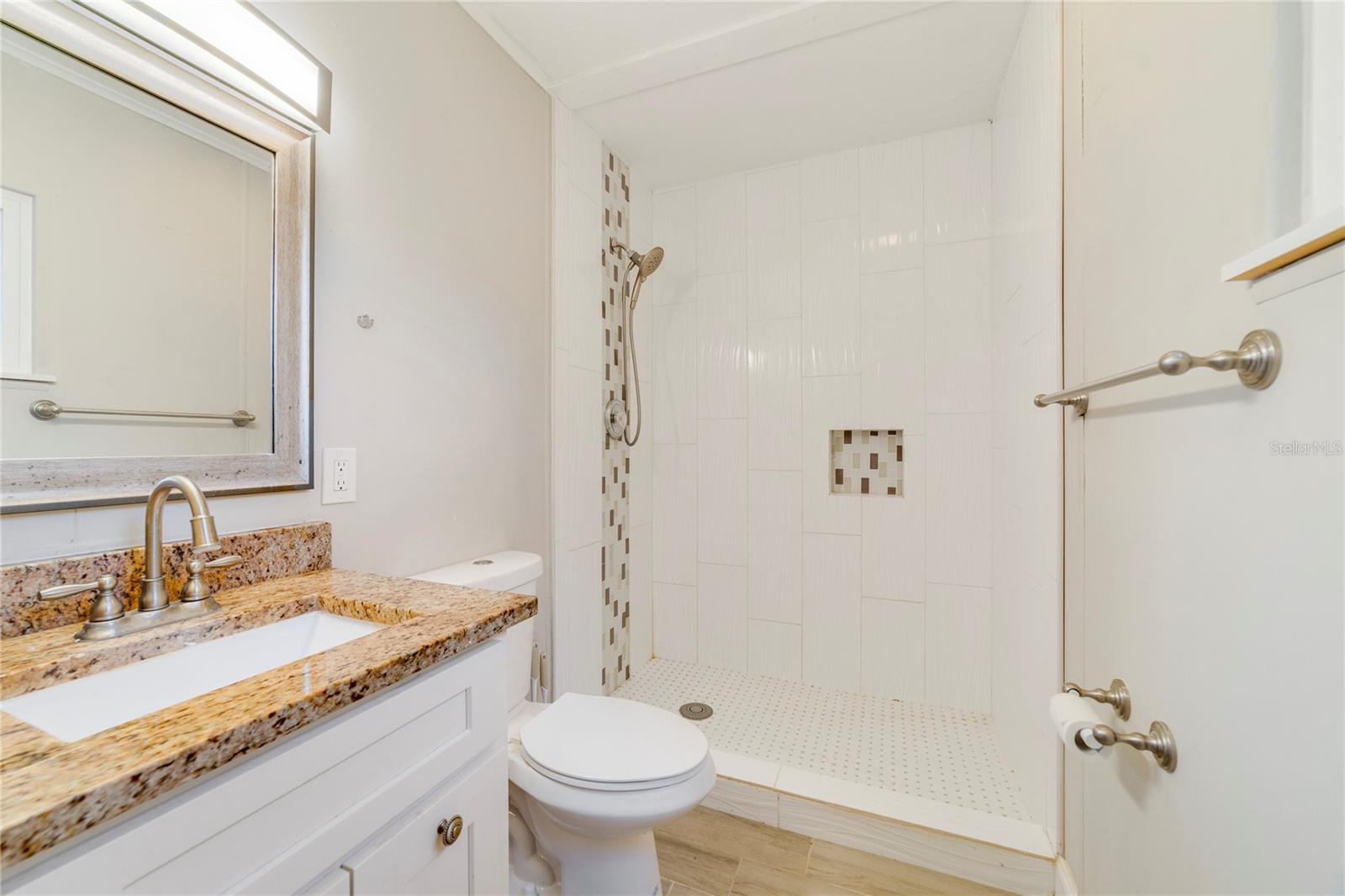 Image 13 of 15 For 220 Colony Drive