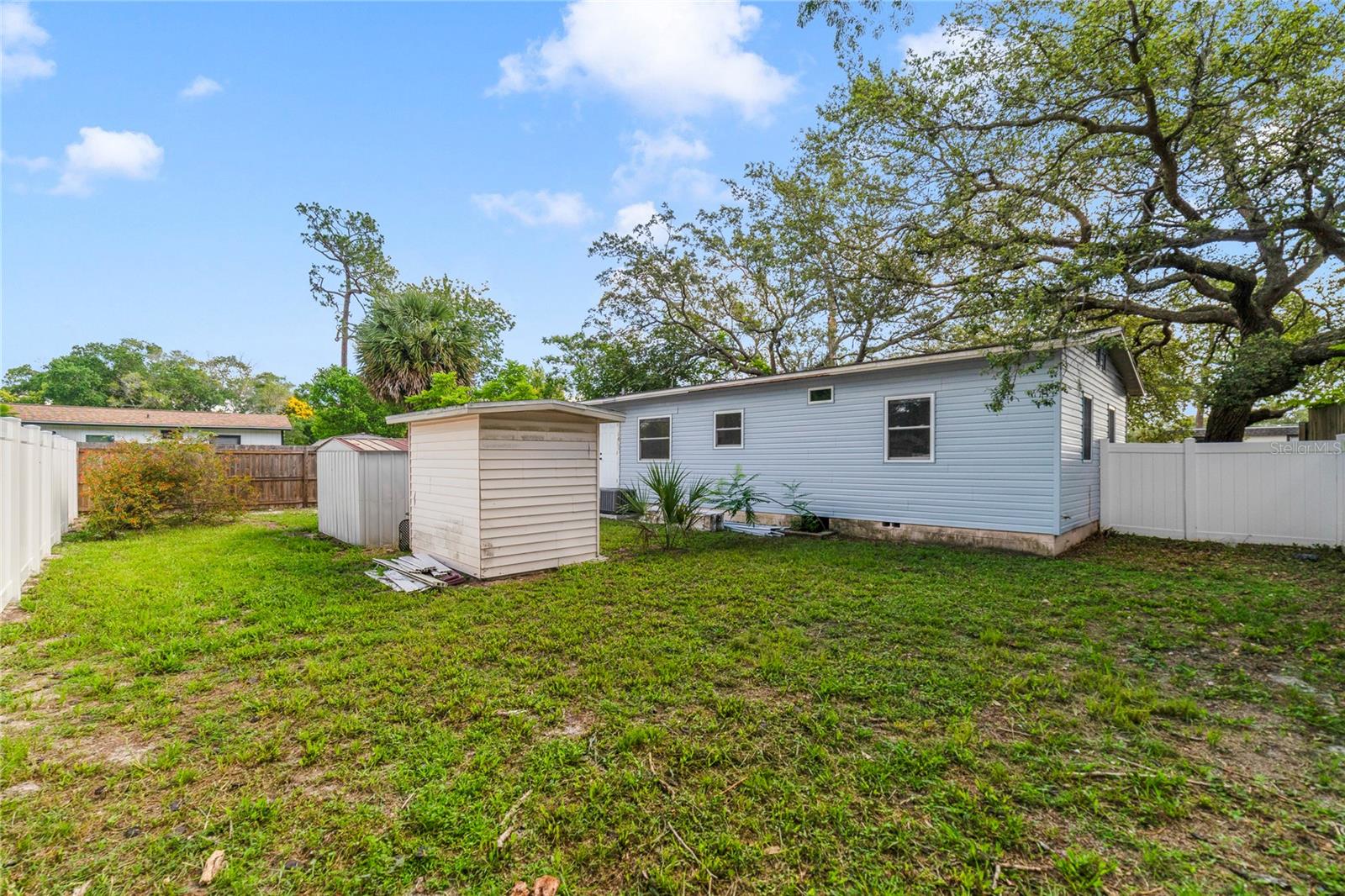 Image 15 of 15 For 220 Colony Drive
