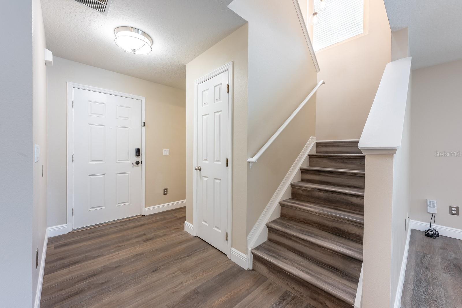 Image 12 of 38 For 13028 Auburn Cove Lane