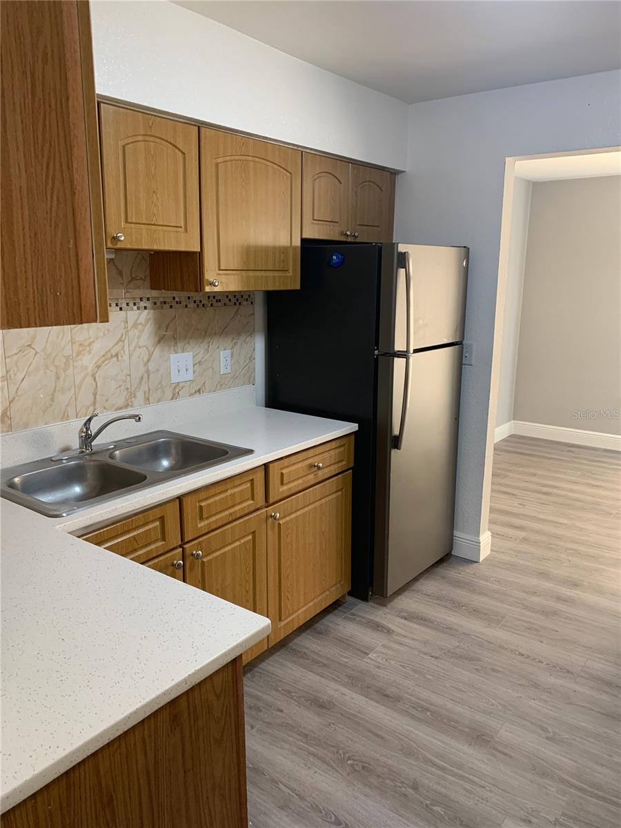 Image 2 of 14 For 4353 Semoran Boulevard 6