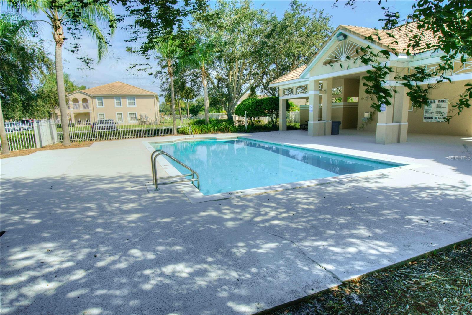 Image 16 of 18 For 13313 Fairway Glen Drive 103