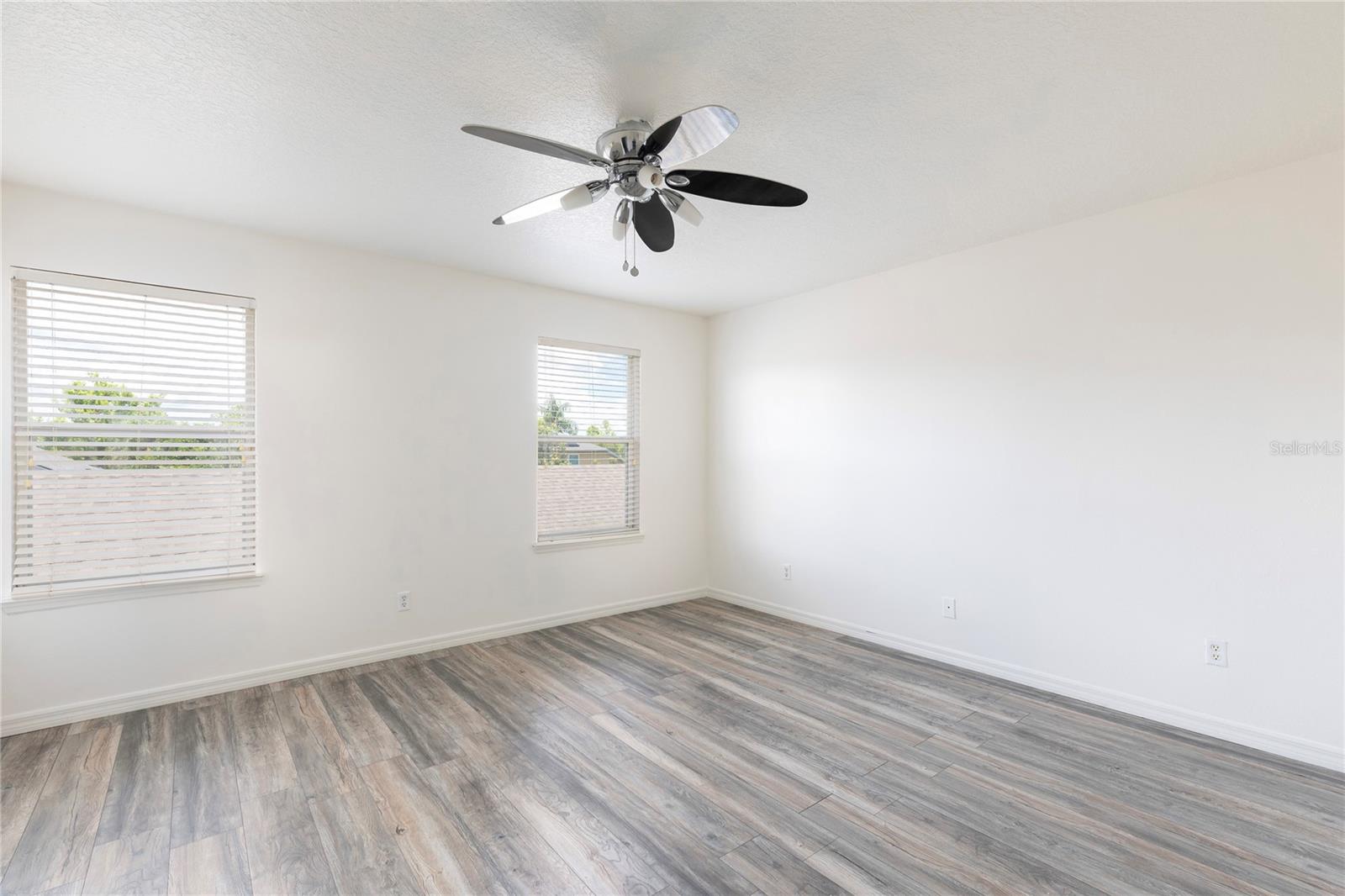 Image 10 of 18 For 2211 J Lawson Boulevard