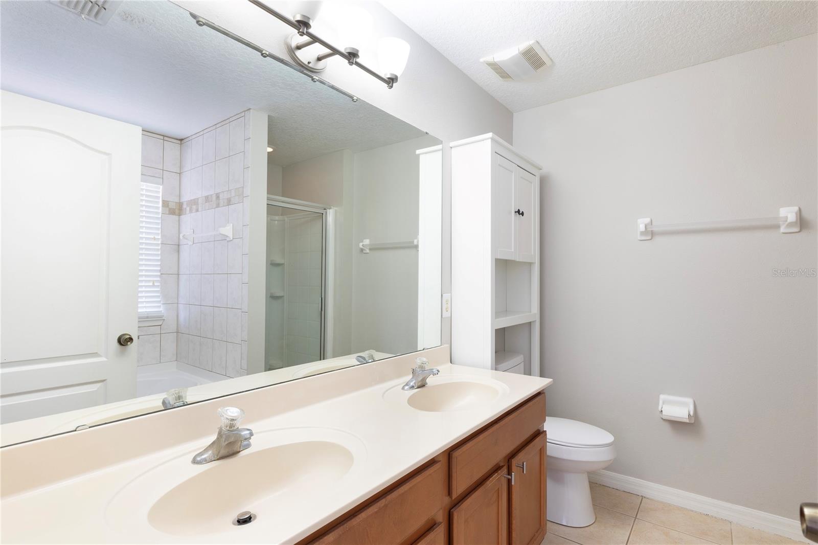 Image 12 of 18 For 2211 J Lawson Boulevard
