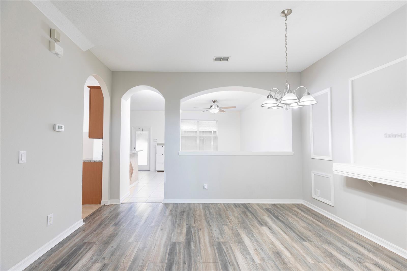 Image 4 of 18 For 2211 J Lawson Boulevard