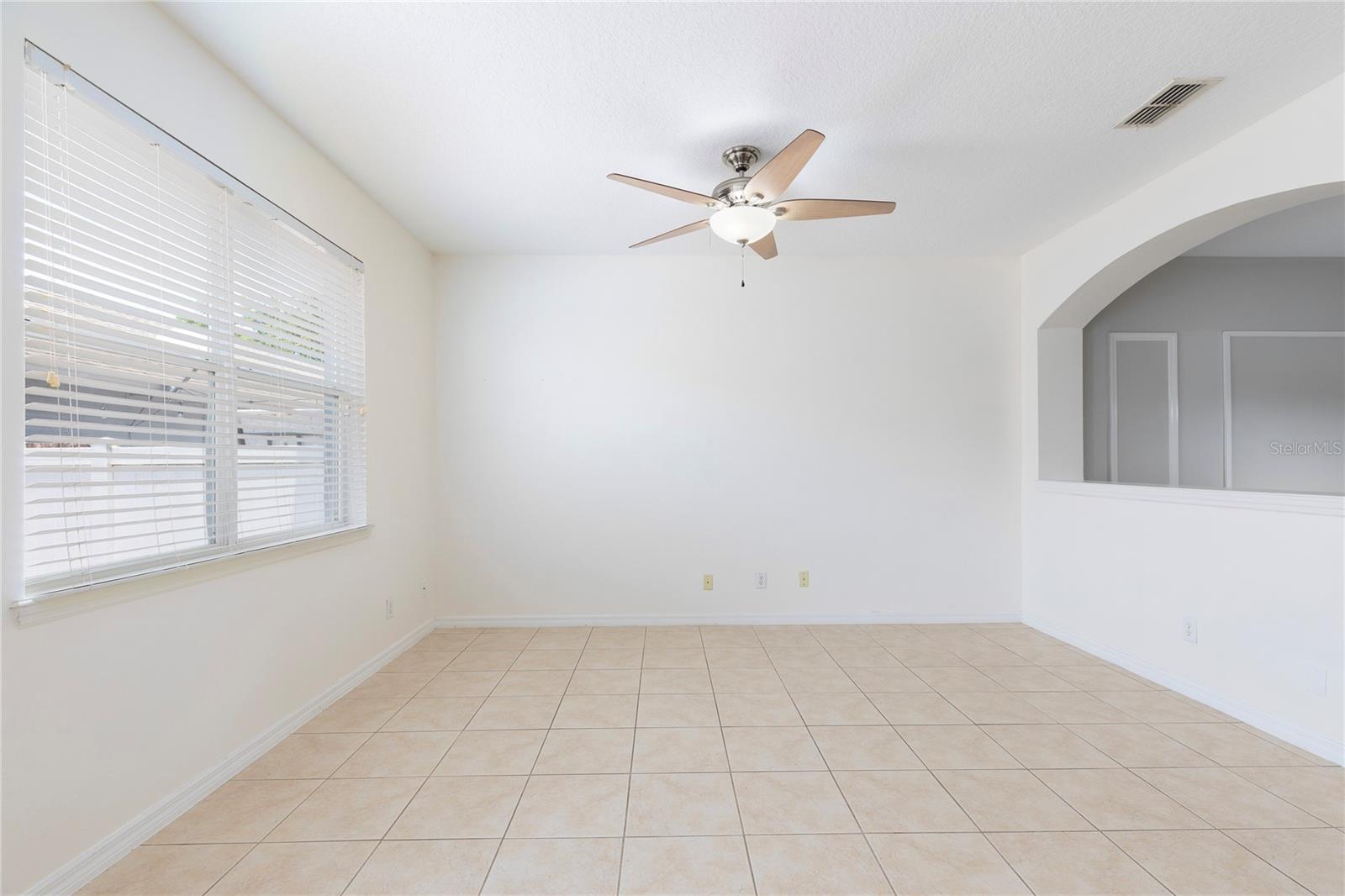Image 5 of 18 For 2211 J Lawson Boulevard