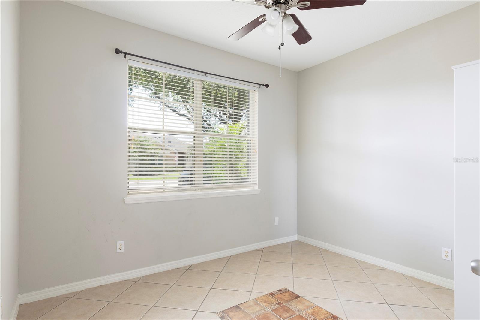 Image 9 of 18 For 2211 J Lawson Boulevard