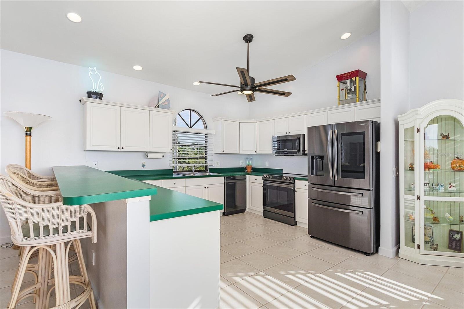 Image 16 of 29 For 15340 Alsask Circle