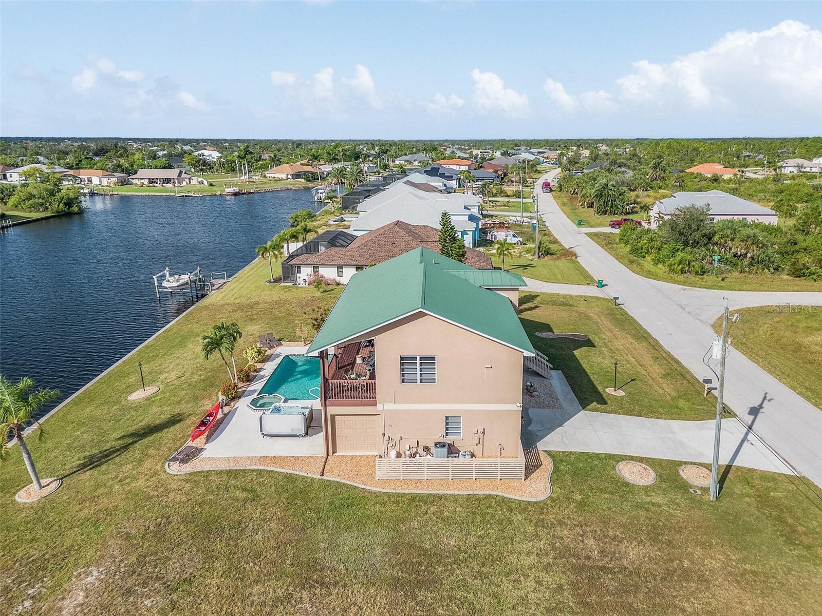 Image 4 of 29 For 15340 Alsask Circle