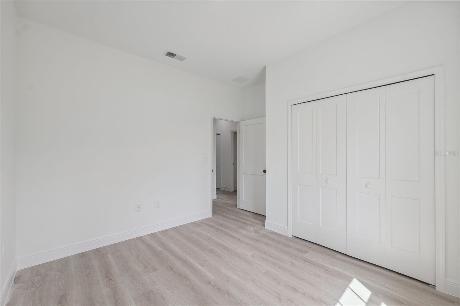 Image 24 of 39 For 17315 26th Terrace Road