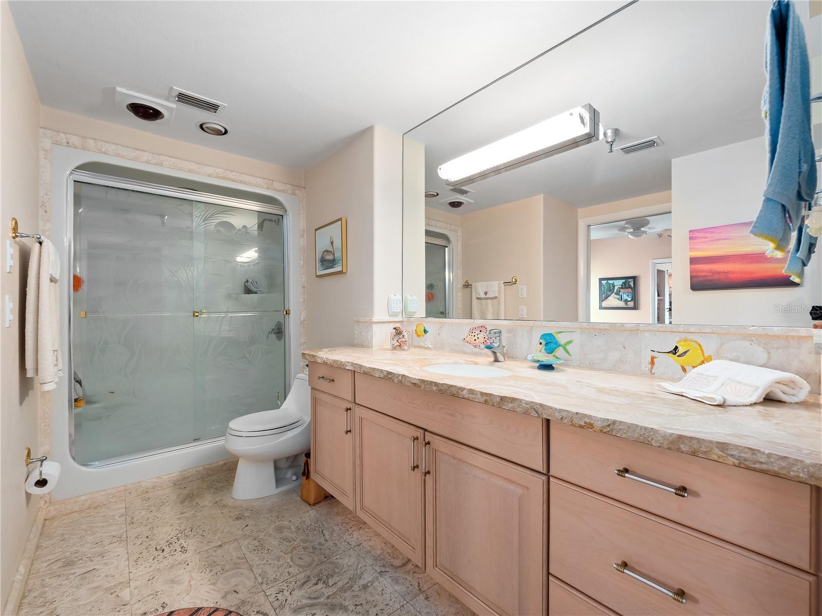 Image 16 of 37 For 2121 Hill Street 7b