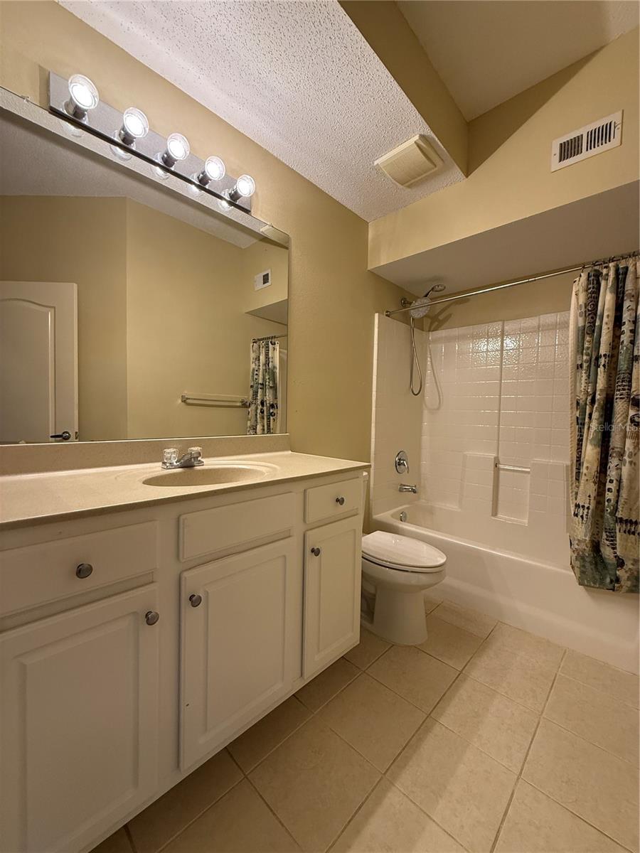 Image 30 of 47 For 12016 Villanova Drive 102