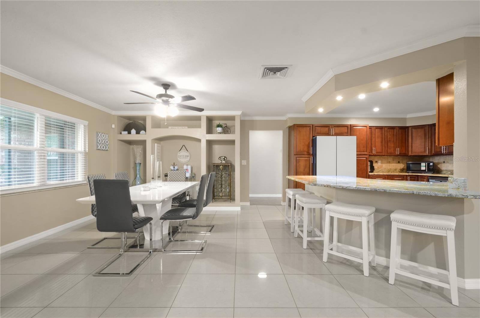 Image 11 of 36 For 209 7th Street S
