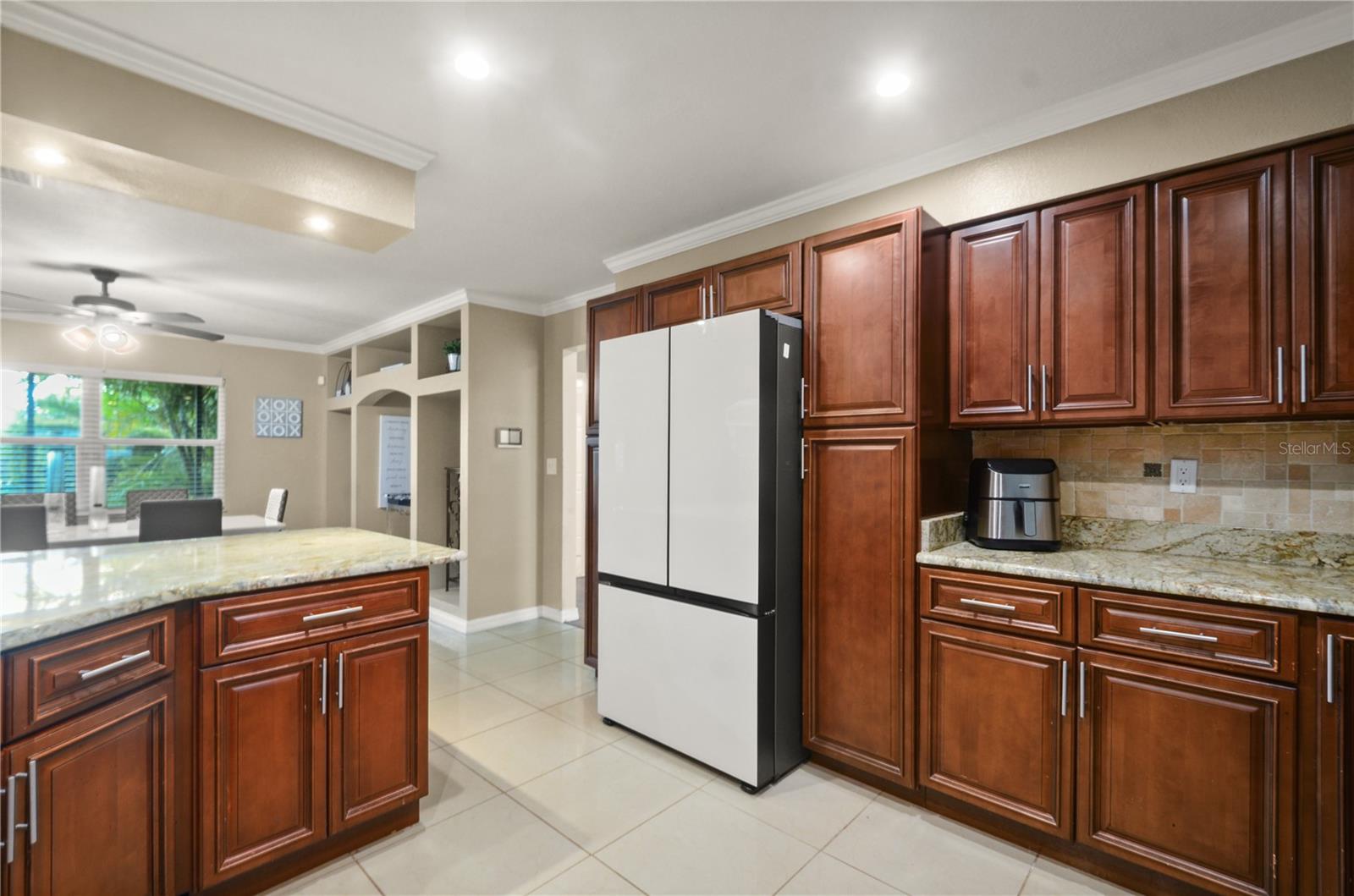 Image 16 of 36 For 209 7th Street S
