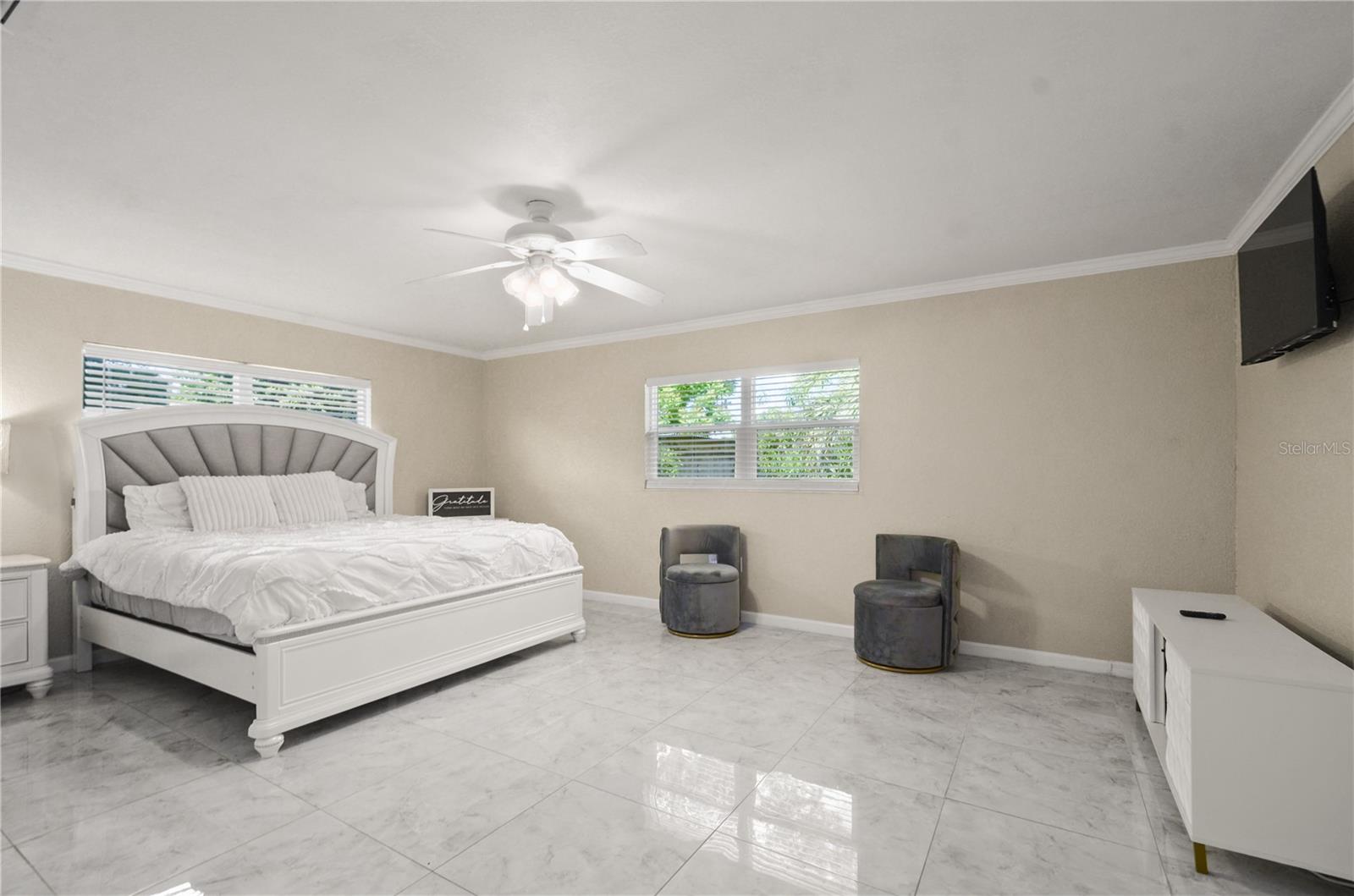 Image 17 of 36 For 209 7th Street S