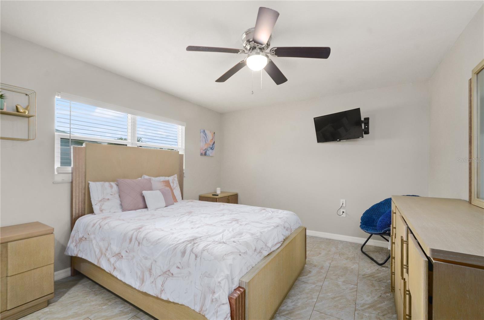 Image 20 of 36 For 209 7th Street S