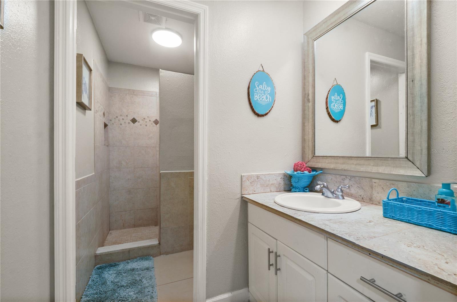 Image 25 of 36 For 209 7th Street S