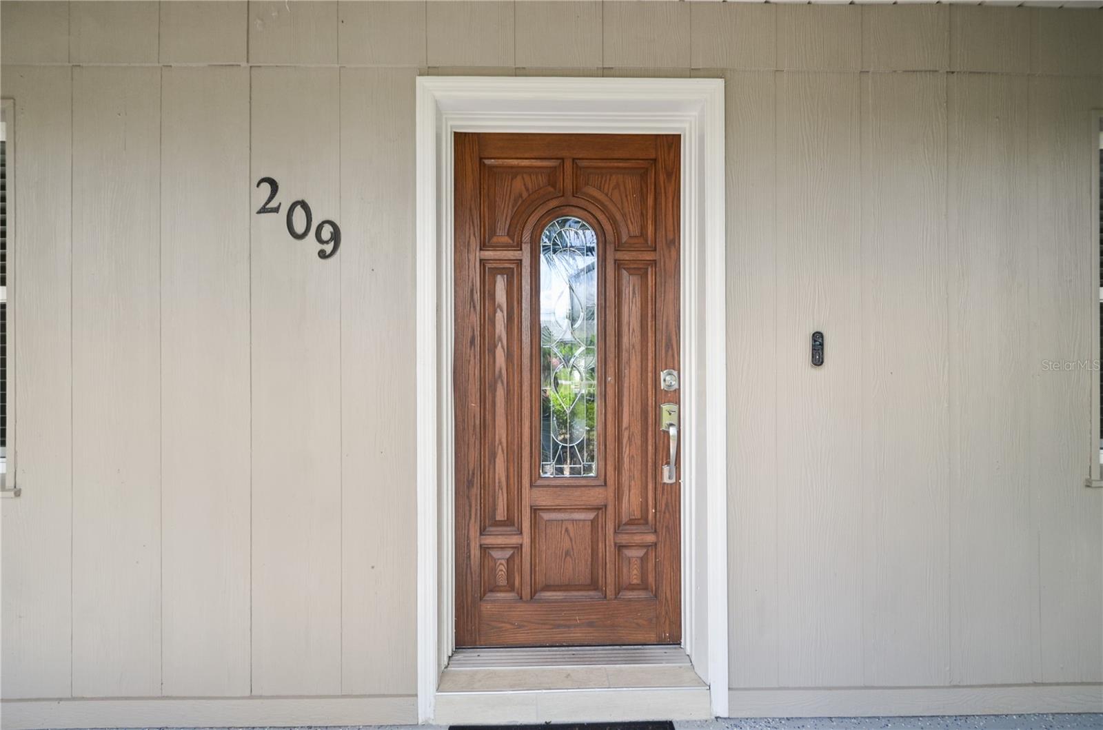 Image 4 of 36 For 209 7th Street S