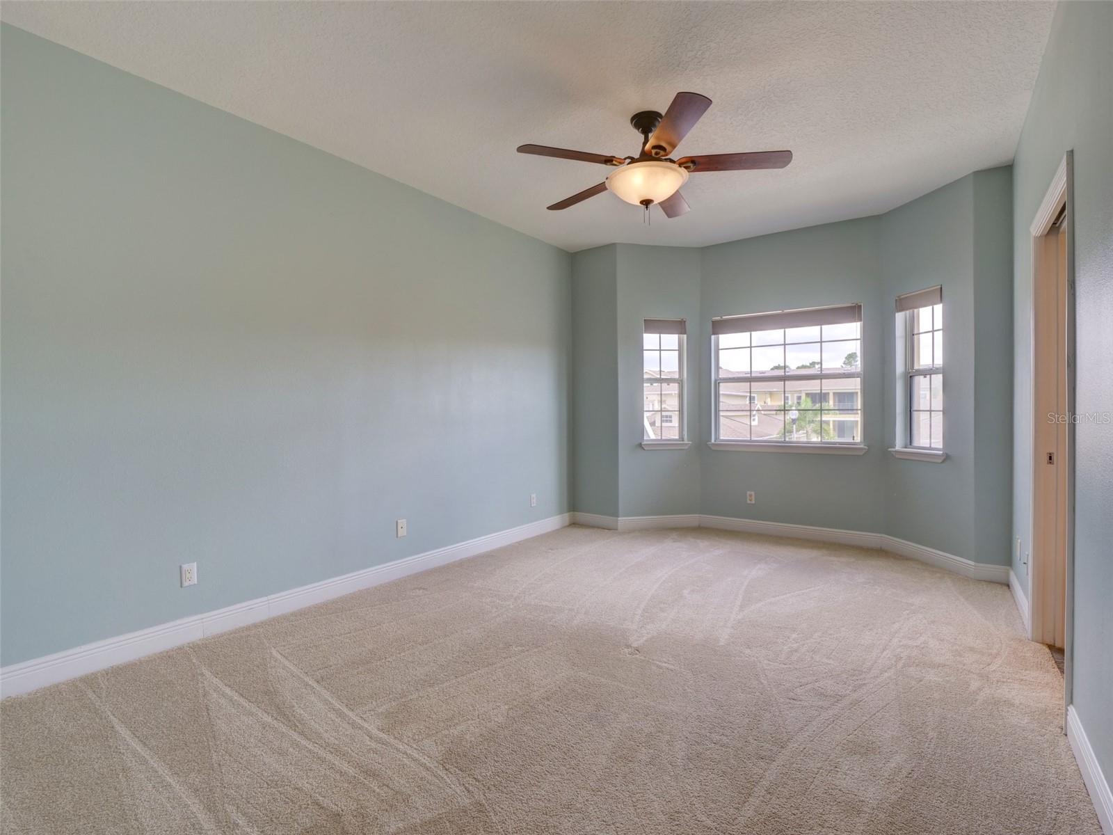 Image 22 of 42 For 17322 Chateau Pine Way