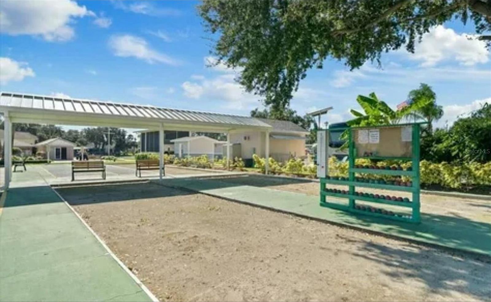 Image 38 of 41 For 2601 Frontier Drive 328