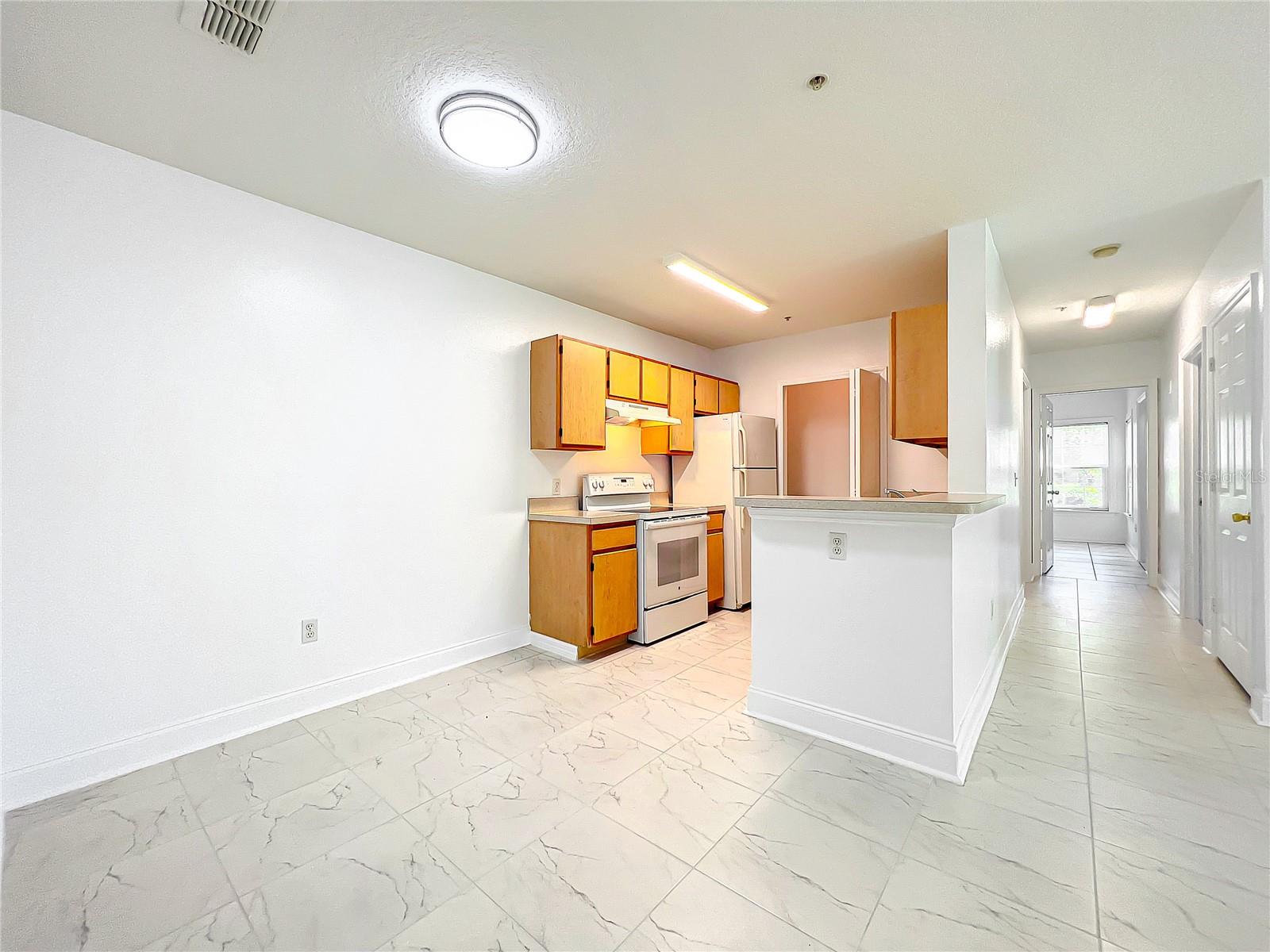 Image 13 of 43 For 6524 Swissco Drive 1012