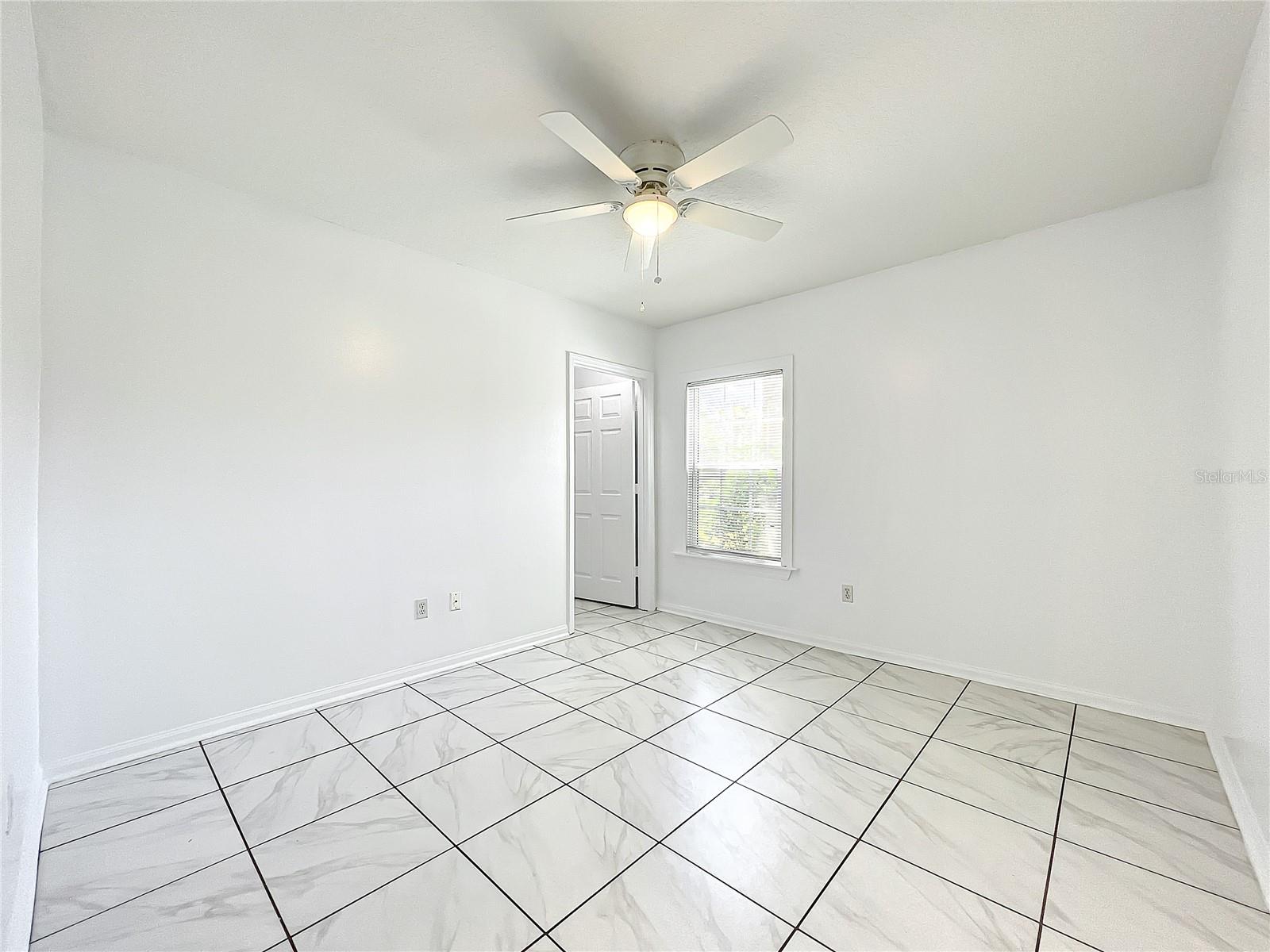 Image 27 of 43 For 6524 Swissco Drive 1012