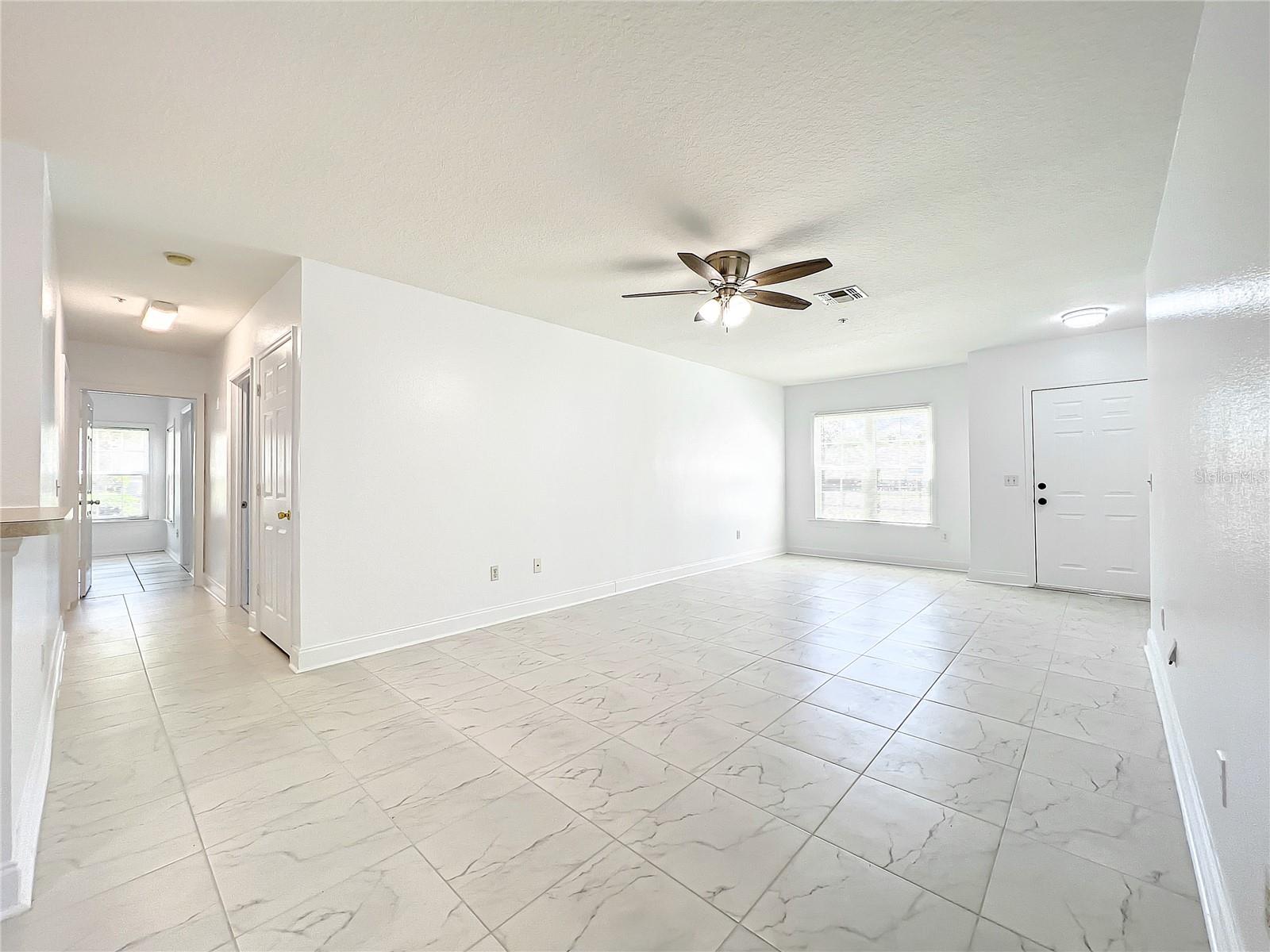 Image 4 of 43 For 6524 Swissco Drive 1012