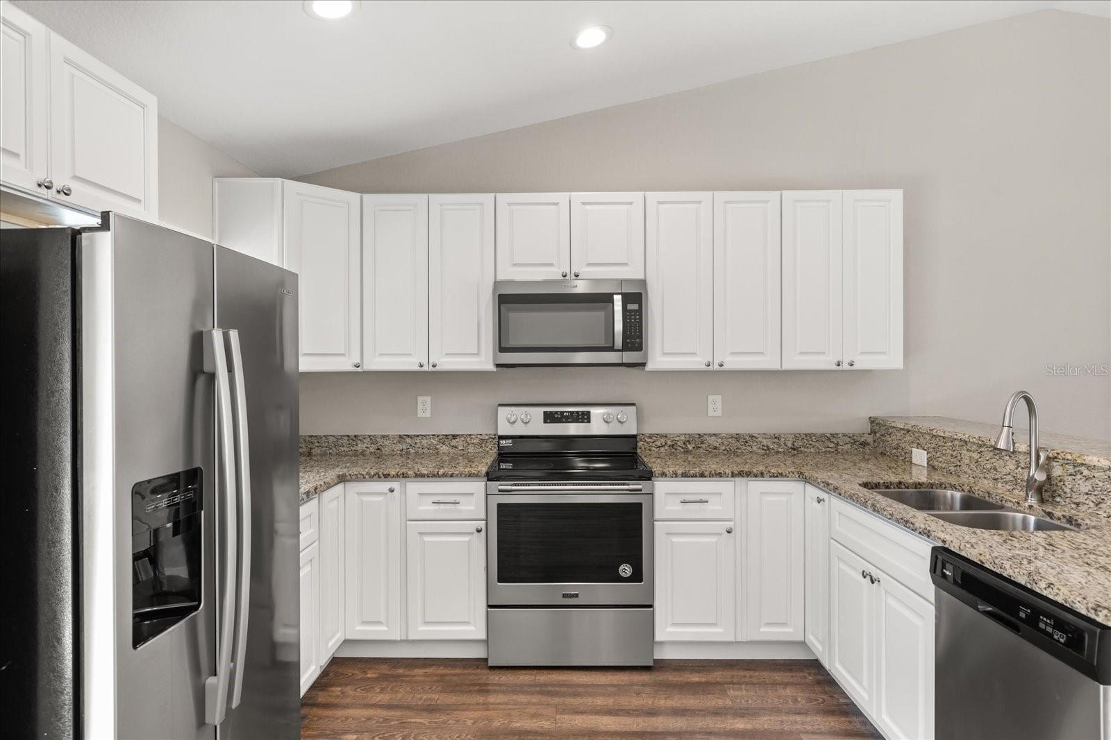 Image 12 of 35 For 9140 153rd Place
