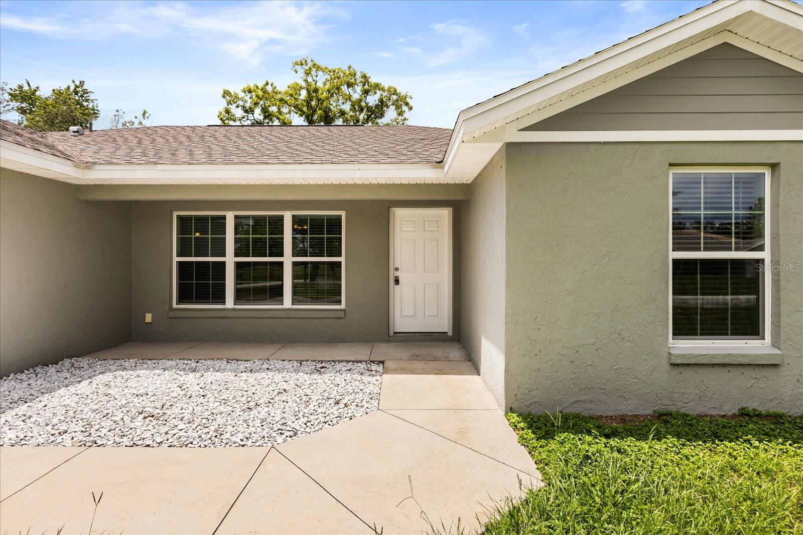 Image 4 of 35 For 9140 153rd Place