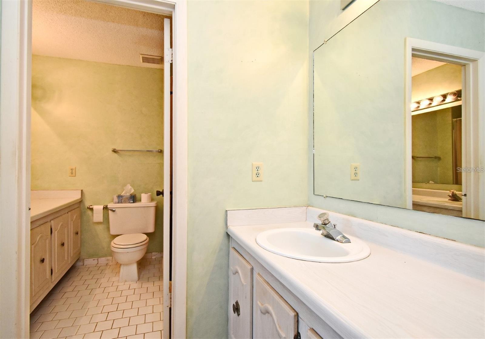 Image 19 of 28 For 536 Orange Drive 16