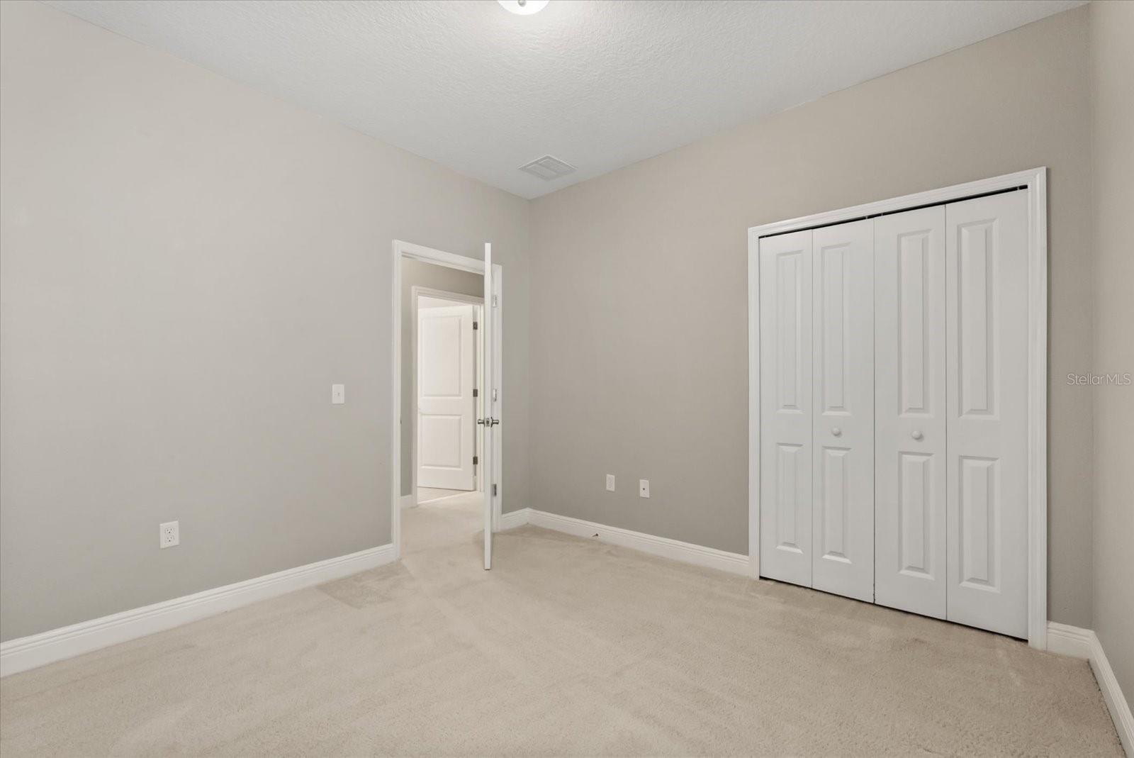 Image 20 of 40 For 8575 Lookout Pointe Drive