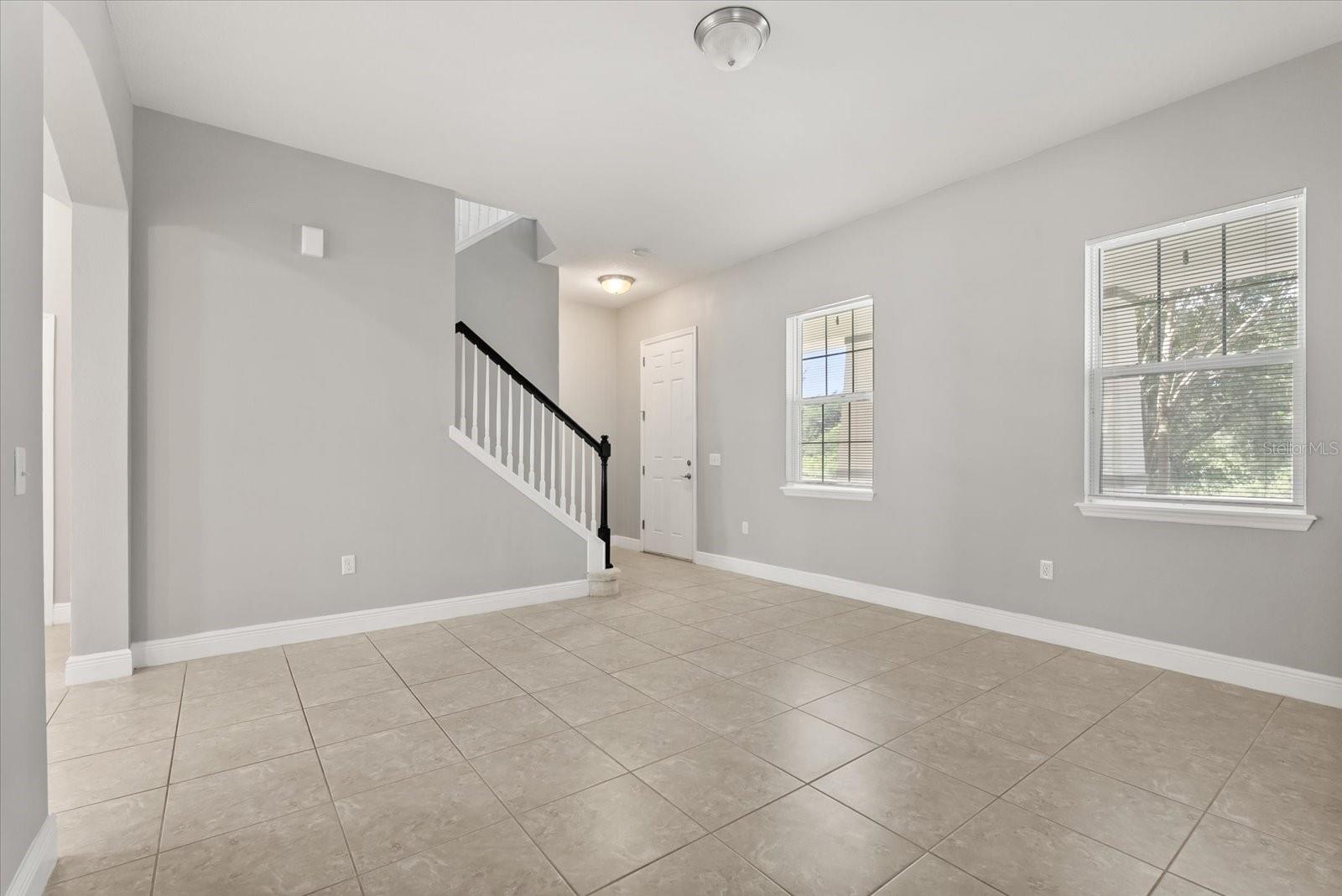 Image 3 of 40 For 8575 Lookout Pointe Drive