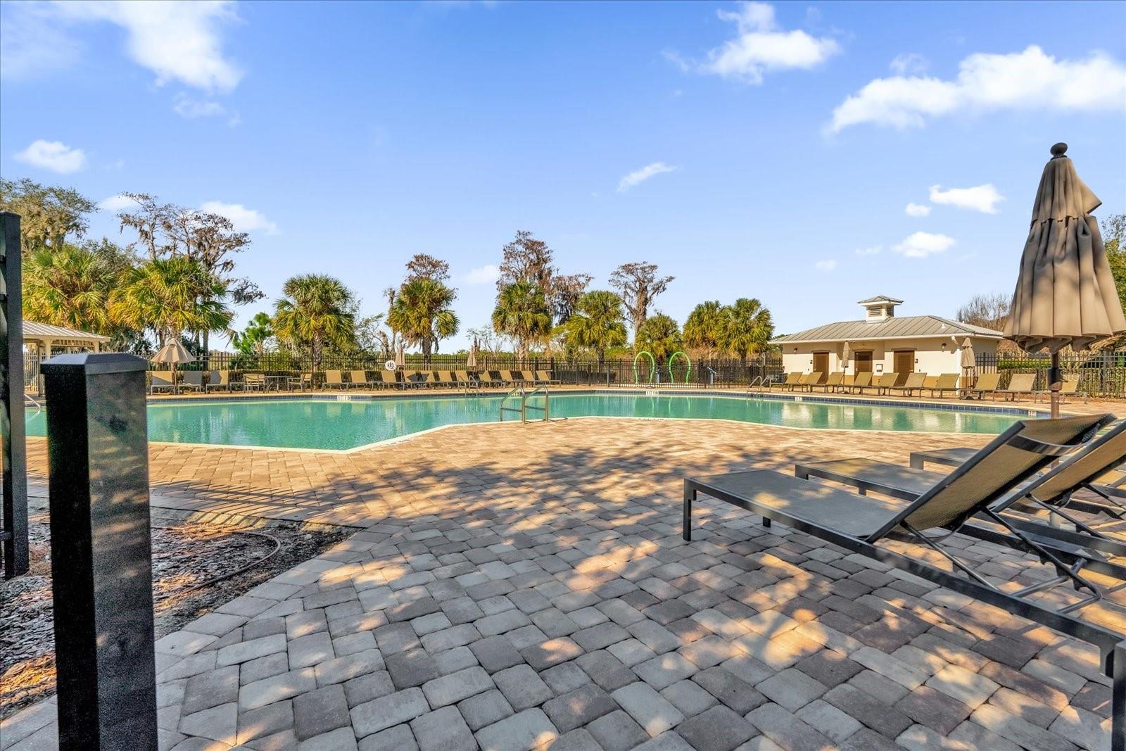 Image 34 of 40 For 8575 Lookout Pointe Drive
