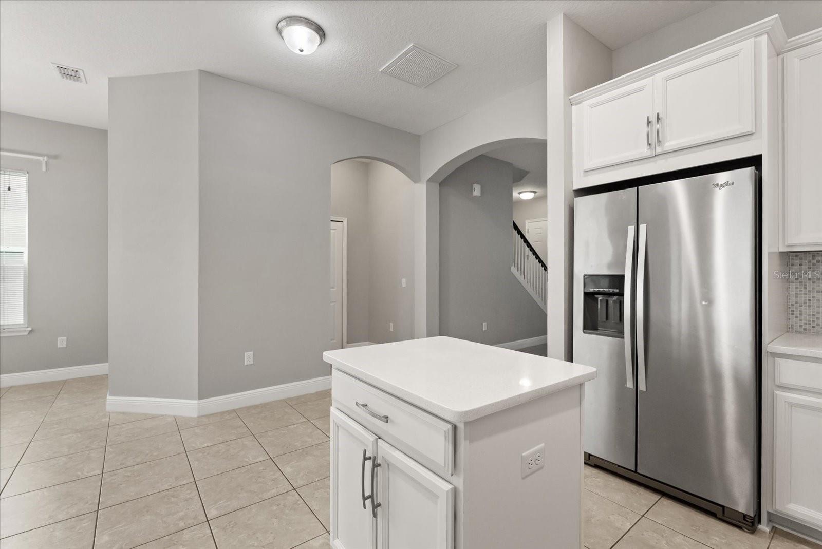 Image 7 of 40 For 8575 Lookout Pointe Drive