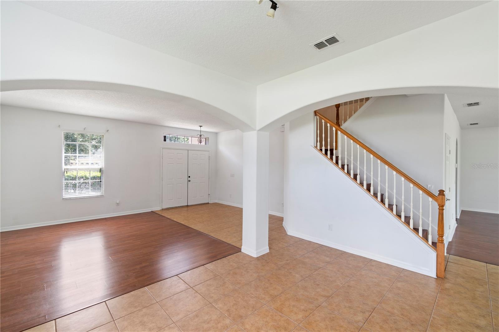 Image 15 of 42 For 10142 Serotina Court