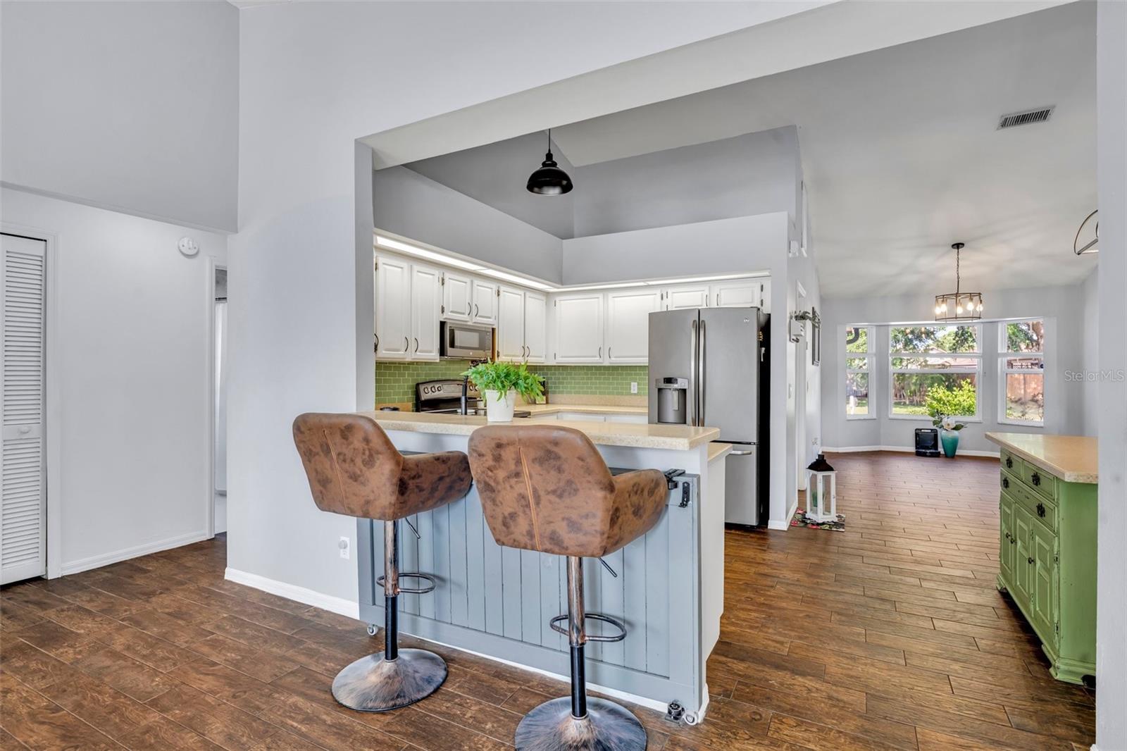 Image 21 of 52 For 2601 Bridle Drive