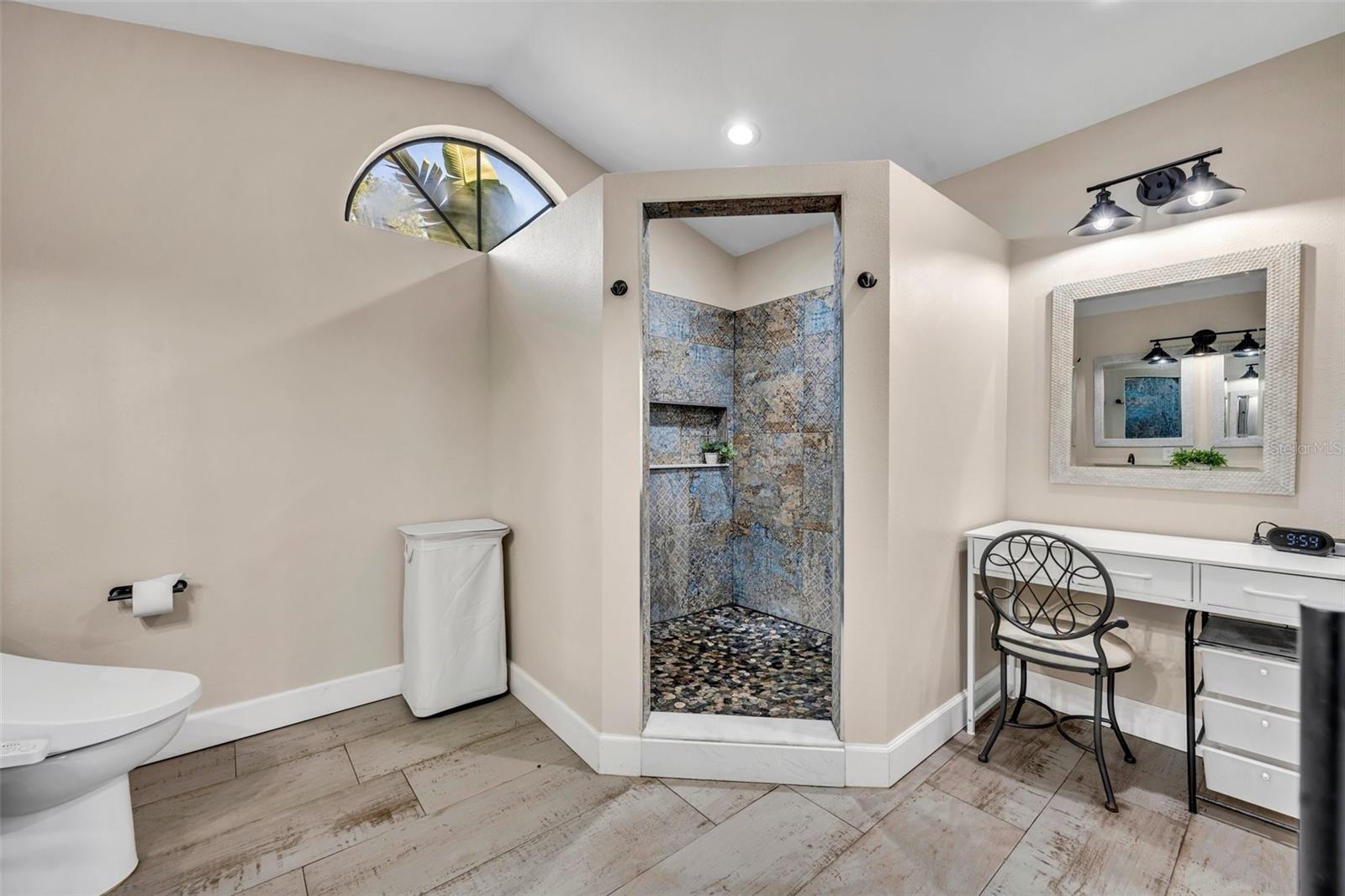 Image 27 of 52 For 2601 Bridle Drive